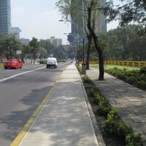 Banqueta Reforma