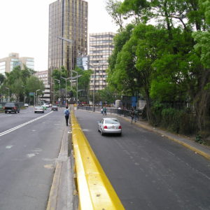 Banqueta Reforma