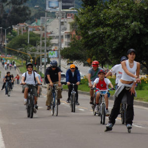 Bogota 2_CFP-Bog-Ciclovia-Dic9-2007 042 cropped