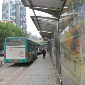 BRT station in street median_Kunming_March2011_MK