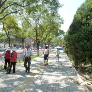 Workers Maintain the Lanzhou Greenway 2011